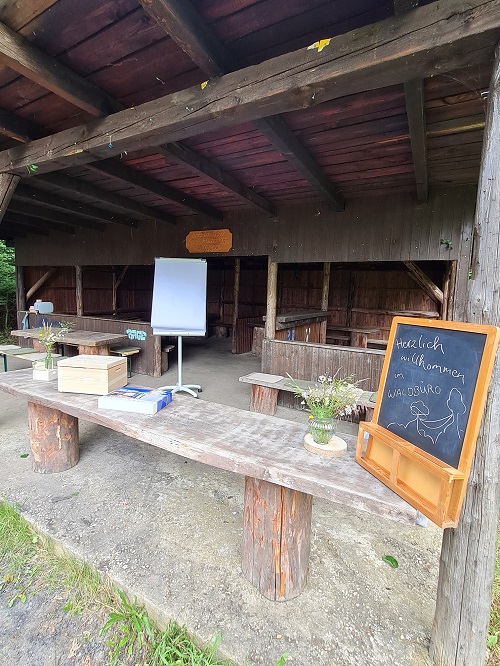 Waldbuero2 grpw happy Lisa Semmler